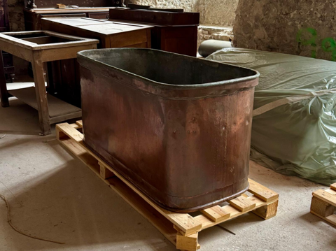 Baignoire destinée aux appartements de Madame du Barry