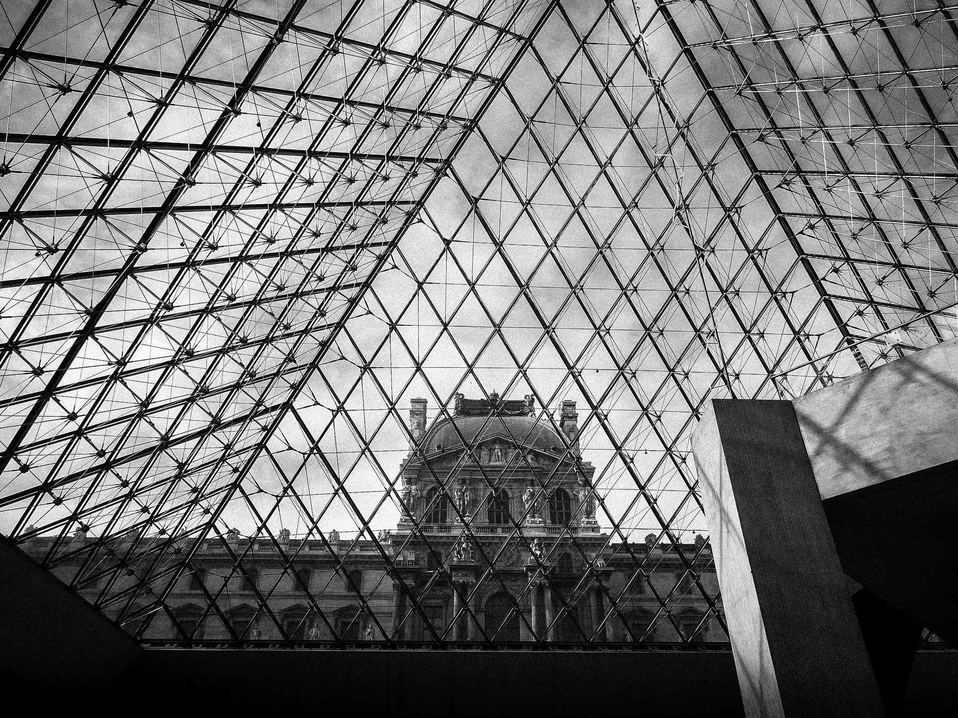 Le louvre, le palais à travers les siècles