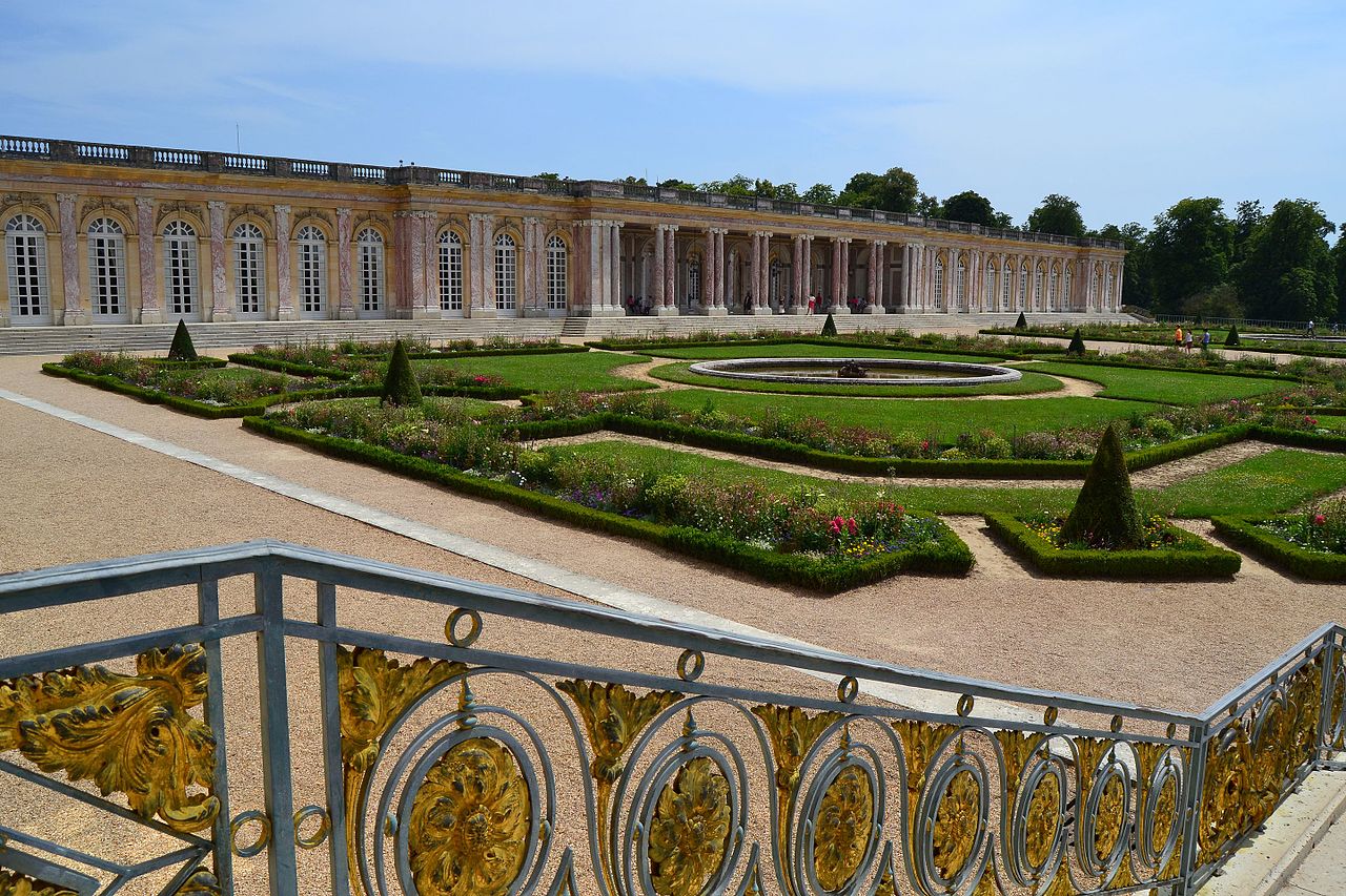 Le Grand Trianon : château de campagne