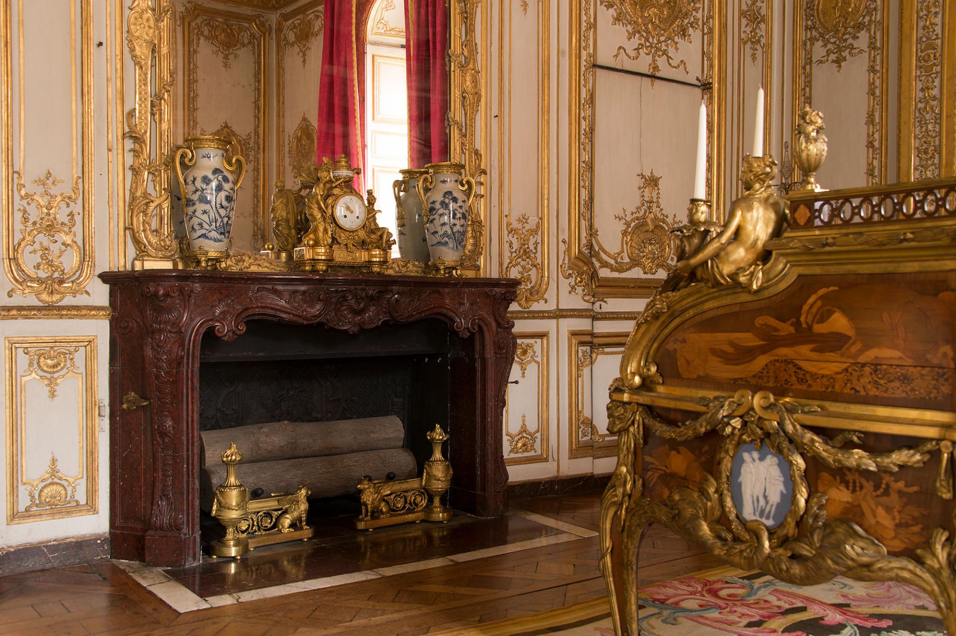 La restauration du Cabinet d'angle du Roi