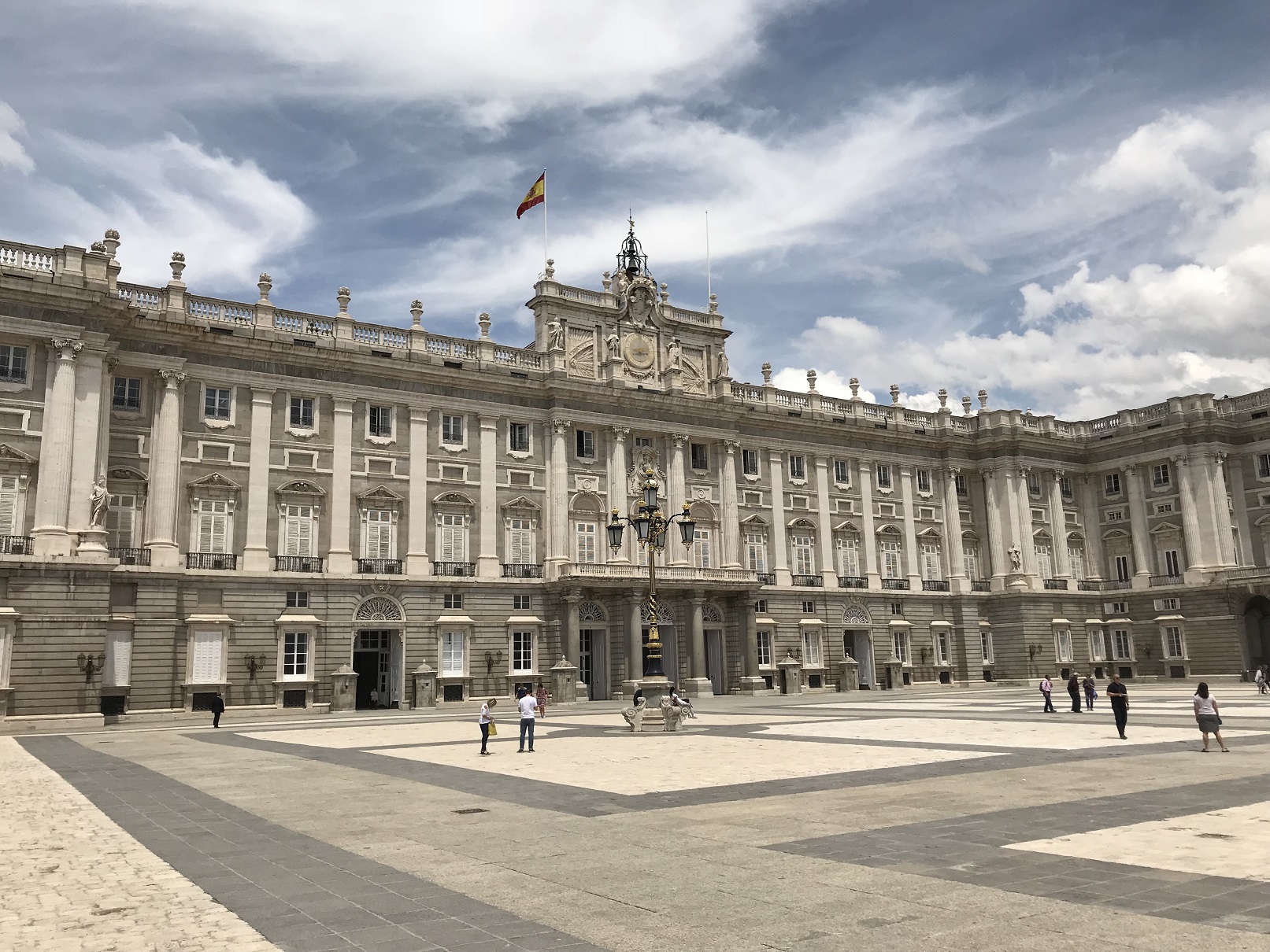 Conférence EN LIGNE - Une ville au temps de Versailles : Madrid. Conférence 1 : le Palais royal de Madrid